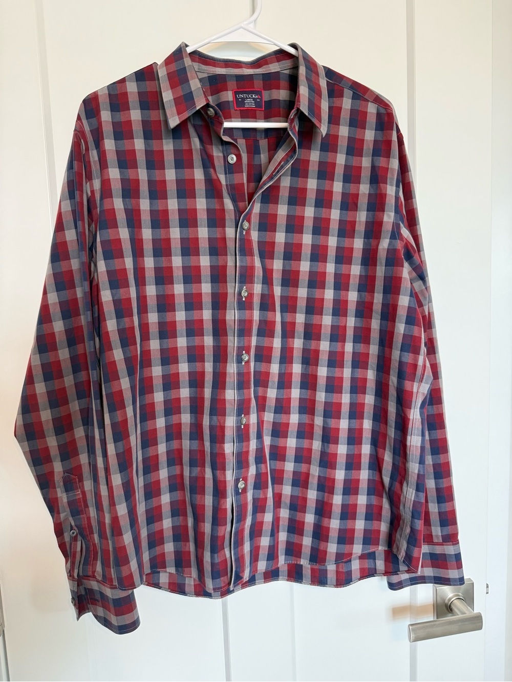 UNTUCKit Men's Red and Blue Plaid Long-Sleeve Button-Down Shirt 100% Cotton